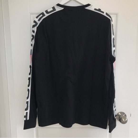 Penn Sport // Graphic Long-sleeve Crewneck Shirt - Picture 2 of 6